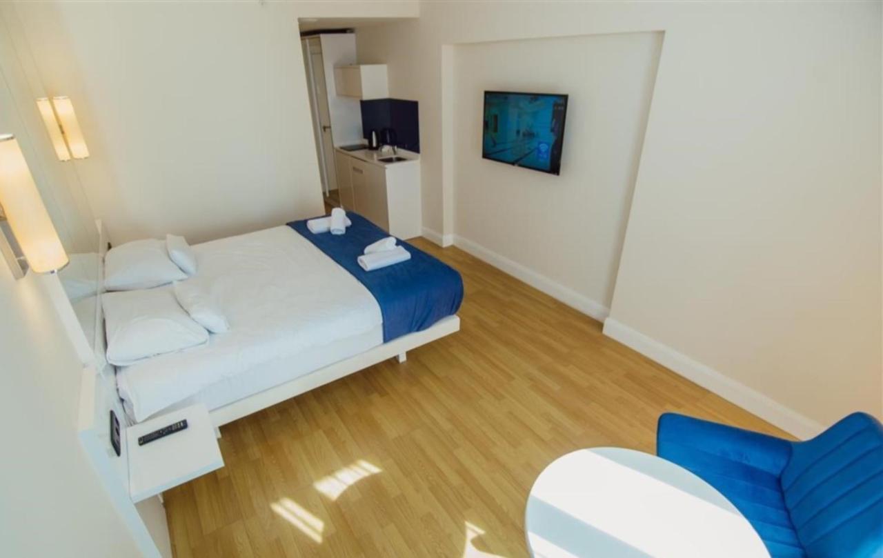 Delux Sea View Aparthotel In Orbi City Batumi Exterior foto