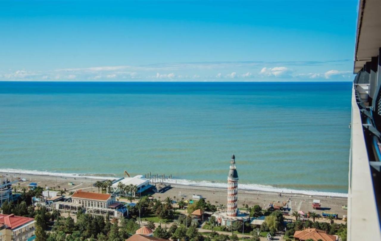 Delux Sea View Aparthotel In Orbi City Batumi Exterior foto